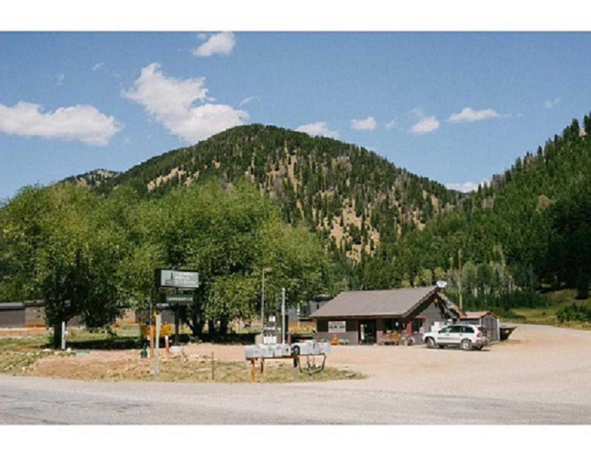 Terra Nova Cabins West Yellowstone Εξωτερικό φωτογραφία